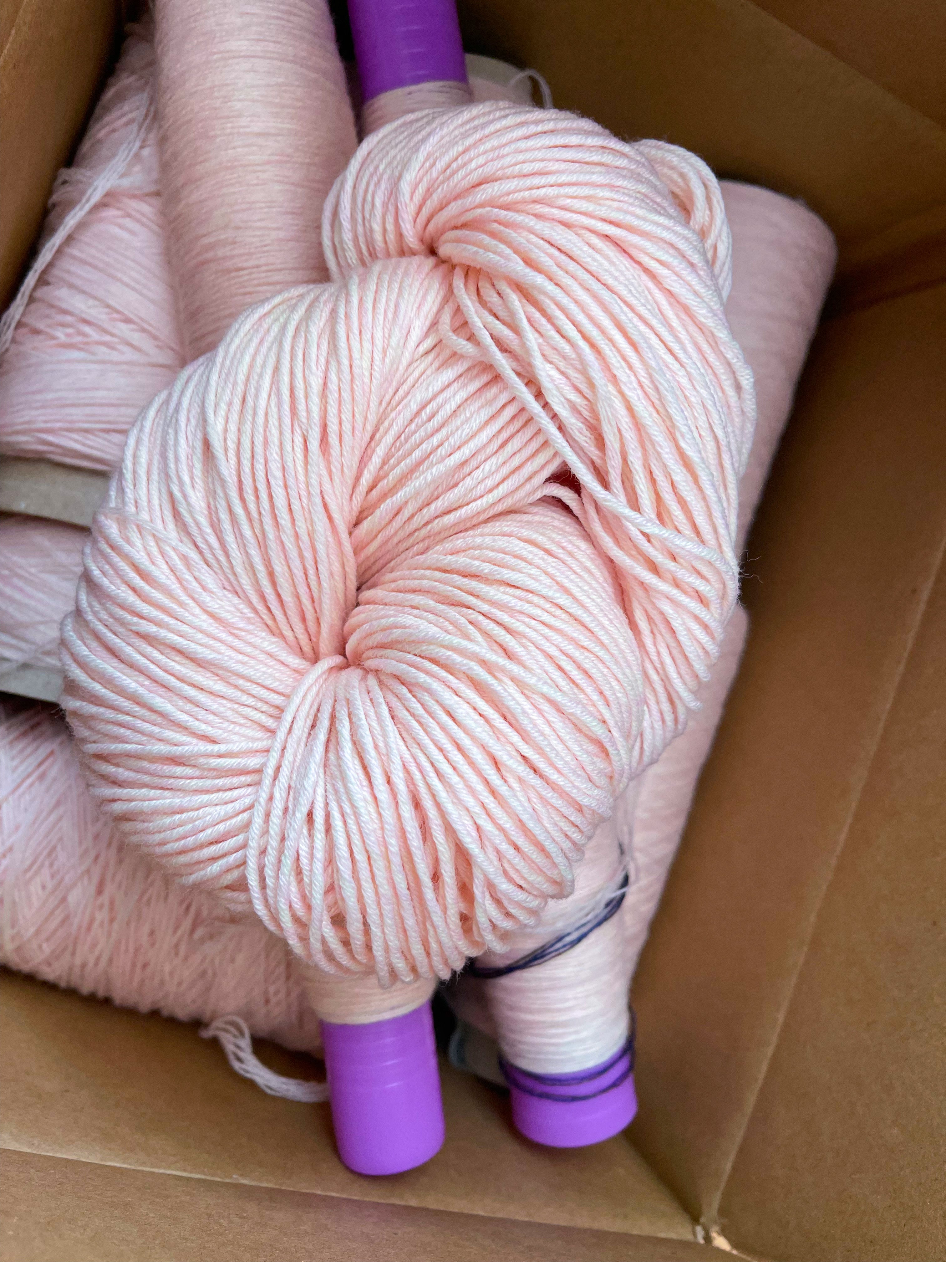 moulinè merino wool pink